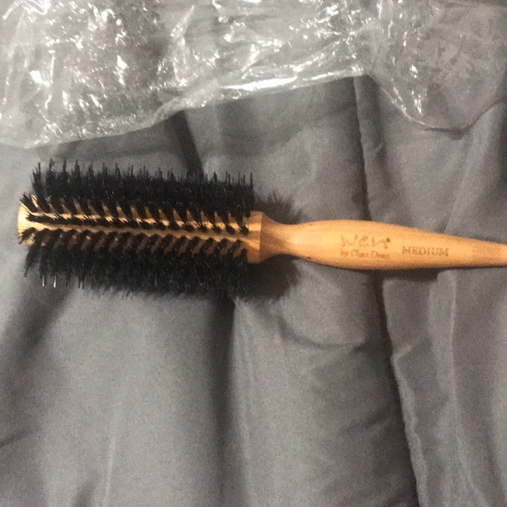 Wen medium brush